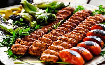  اصلی‌ترین نکات برای درست کردن کباب کوبیده نرم و آبدار | حتما رعایتش کنید!