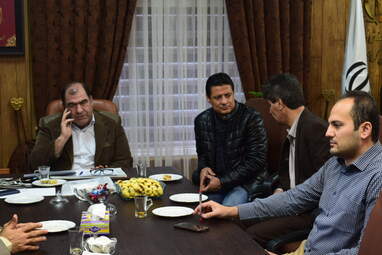 نشست علیرضا فغانی داور بین‌المللی با مدیر کل اداره ورزش و جوان استان کرمانشاه 