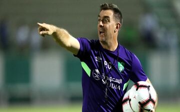 سرمربی الاهلی عربستان برکنار شد