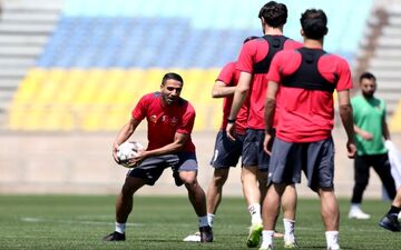 بلیت های بازی گل‌گهر - پرسپولیس در 5 ساعت به فروش رفت!