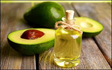 با استفاده از این 9 روغن طبیعی ظاهر خودت رو یک هفته‌ای زیباتر کن!