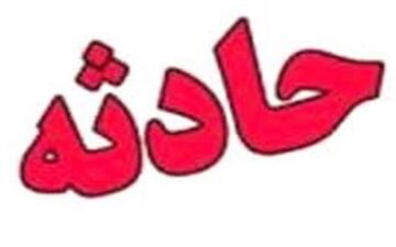  دانش آموز تهرانی معلم خود را مجروح کرد