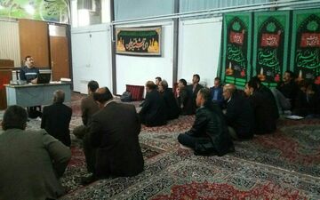 برگزاری کلاس ترویجی تنظیم کارندهای غلات (آبی و دیم ) در اسلام آباد غرب