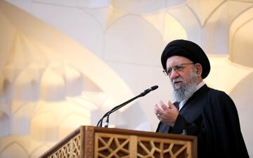 جوانان راه خود را از اغتشاشگران جدا کنند!