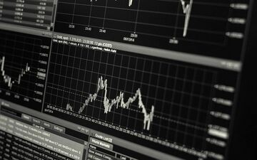 ۱۰ صنعت با بیشترین ارزش بازار سهام در بورس و فرابورس