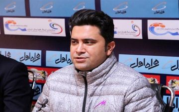  اخباری: شرایط حساسی در جدول داریم/ هواداران ماشین‌سازی متعصب، باکلاس و فوتبال فهم هستند