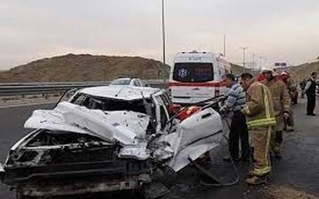 مرگ 4 نفر در برخورد اتوبوس با پراید در آزادراه زنجان ـ تبریز