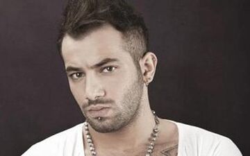 
امیر تتلو: ما به حرمت بزرگِ مشهد کنسرت برگزار نکرده و نمی‌کنیم
