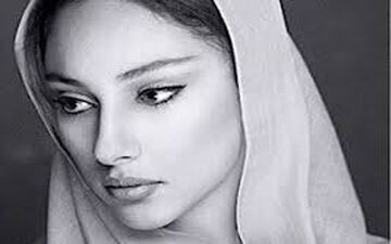 ترلان پروانه در منزل نقاش پرتره اش
