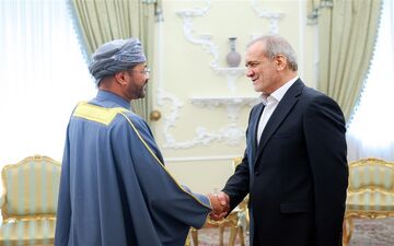 پزشکیان: گسترش صلح و امنیت در منطقه اولویت ایران است
