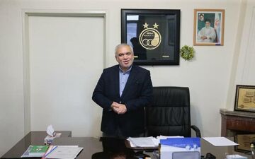 فتح‌الله زاده: آجرلو شرافتمند و دست پاک بود و این وصله‌ها به او نمی‌چسبد/ از مربی و تیمم حمایت می‌کنم
