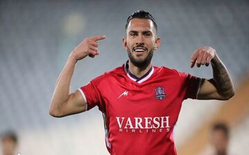 پیروزی استقلال در رقابت با پرسپولیس؛ آزادی به آبی‌ها نزدیک‌تر شد
