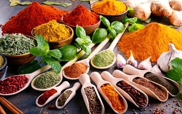 ۴ ادویه مفید برای سیستم ایمنی بدن

