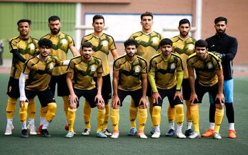 پیروزی نیروی زمینی برابر اسپاد