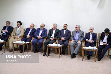 گزارش تصویری / دیدار رئیس‌جمهور و اعضای هیئت دولت با مقام معظم رهبری
