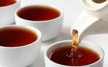 اتفاقاتی که بعد از نوشیدن چای سیاه برای قلب، کلسترول و فشار خون می افتد