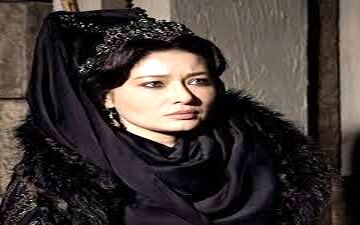 خوشگذرانی بازیگر معروف ترکیه با سری بی‌ حجا‌ب در ایران