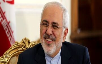 ظریف در توئیتی آغاز سال ۲۰۱۹ را تبریک گفت