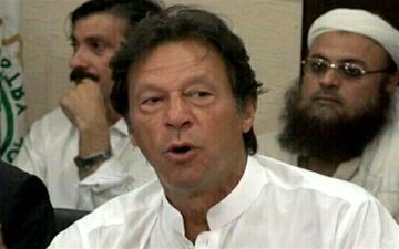  بازار شرط بندی درباره اعلام صلاحیت یا رد صلاحیت «عمران خان» به شدت داغ شد