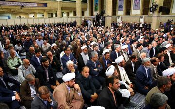 بررسی وعده‌های عملیاتی شده یا نشده مسئولان در فروردین 97 + فیلم
