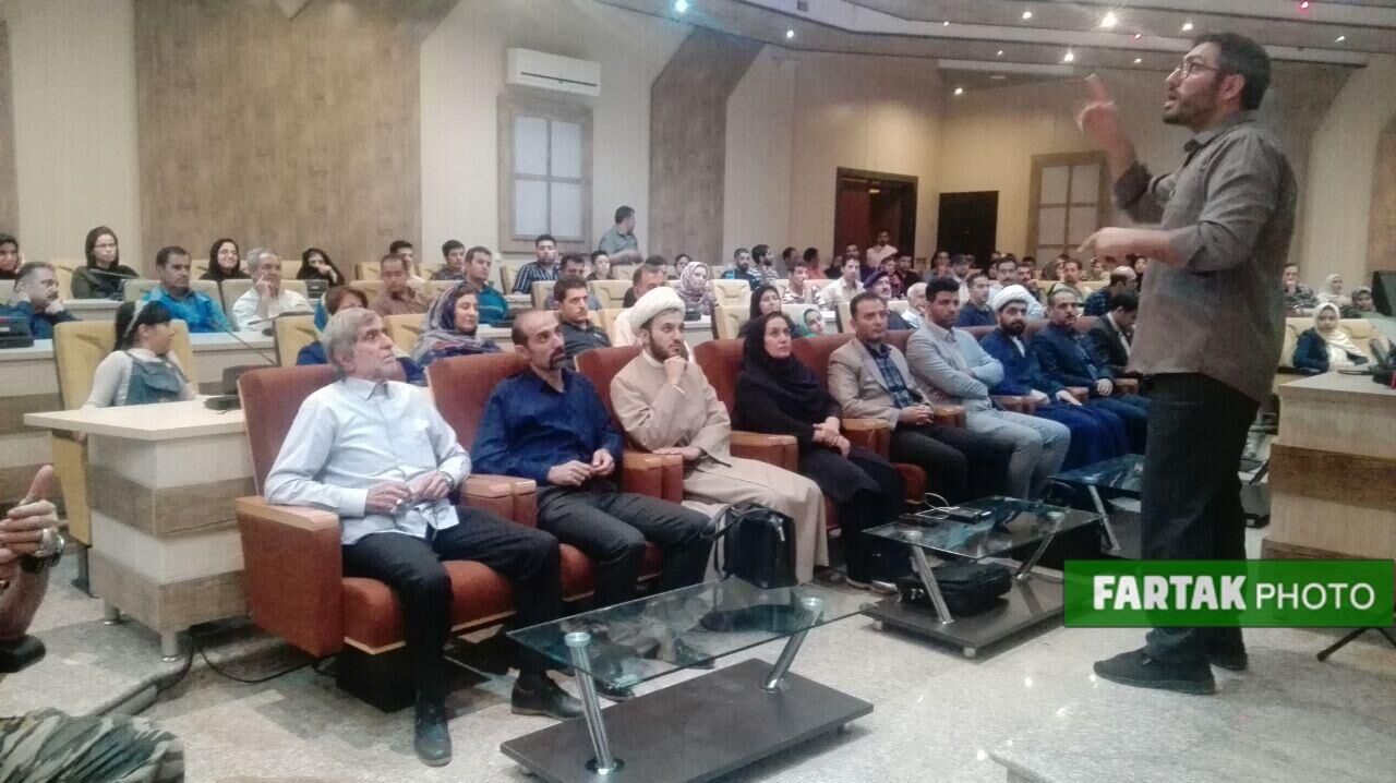 گزارش تصویری / اطعام 200 نفر از ناشنوایان از عواید موقوفه حاج محمد تقی اصفهانی 
