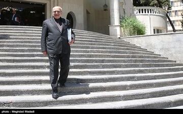 
نعمت زاده اولین خروجی قطعی کابینه؟
