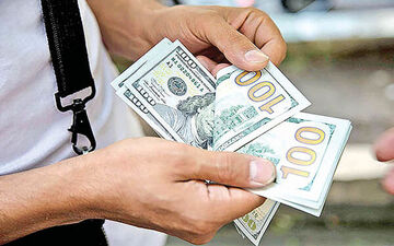 نوسانات قیمت دلار و یورو در بازار ارز امروز؛ بررسی تازه‌ترین نرخ‌ها