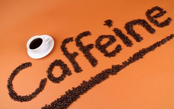 کافئین چگونه بر مغز تأثیر می گذارد؟