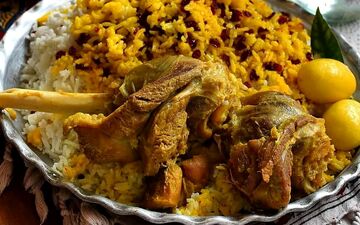طرز تهیه زرشک پلو با ماهیچه؛ لذیذ و به سبک رستورانی