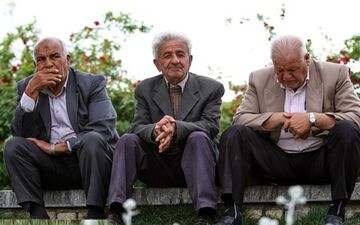 این بازنشستگان مشمول افزایش حقوق شدند