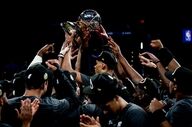 فتح کنفرانس غرب در خانه حریف؛ سن آنتونیو به فینال NBA رسید!