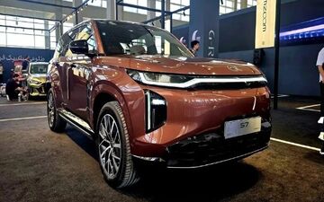 جی ای سی S7 پلاگین هیبریدی با برد ترکیبی ۱۰۰۰ کیلومتر در نمایشگاه خودرو تهران معرفی شد