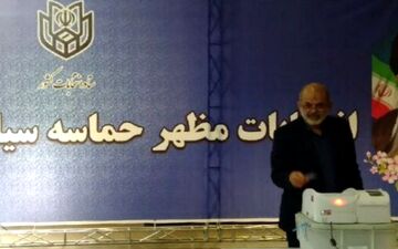 وزیر کشور به پای صندوق رأی رفت

