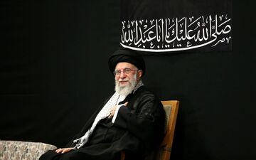  امام خامنه‌ای: حزب الله برای لبنان و غیر لبنان یک ثروت است 