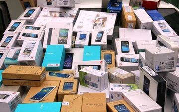 کشف 500 میلیون ریال گوشی تلفن همراه قاچاق در ثلاث باباجانی