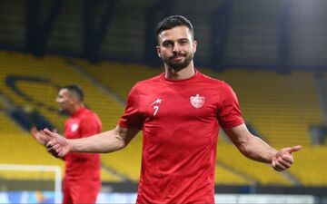 ستاره پرسپولیس این بار به نفع کنعانی کنار کشید! 