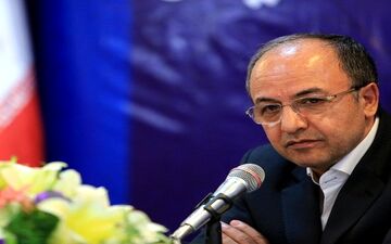 پلاسکو واقعیت پشت پرده دیگری دارد/باید قیمت نان آزاد شود