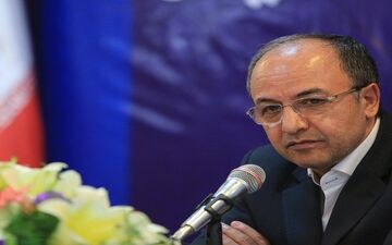 پلاسکو واقعیت پشت پرده دیگری دارد/باید قیمت نان آزاد شود