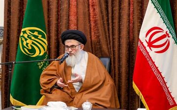 آیت‌الله دستغیب: استان فارس پدیدآورنده مجامع خیران در کشور است 