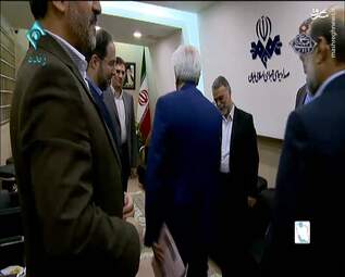 ورود هاشمی طبا به سازمان صدا و سیما + تصاویر