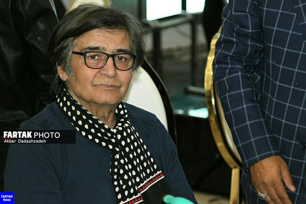 گزارش تصویری یلدای مهربانی بازیگران و پیشکسوتان فوتبال و کودکان اوتیسم