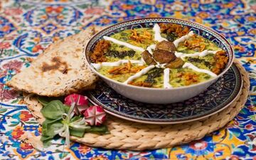 این آش را حتما در برنامه غذایی تان قرار دهید
