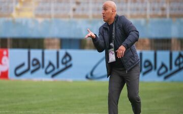 منصوریان: داوران هم توهین می‌شوند و هم با دیگران قیاس می‌شوند/ فدراسیون از هر باشگاهی 500 میلیون شهریه بگیرد و برای داوری بگذارد
