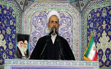 امام جمعه قم: صنعت دفاعی ناموس ملت ایران است