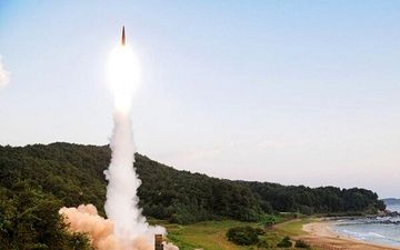 کره جنوبی موشک بالستیک با کلاهک ۲ تنی آزمایش کرد