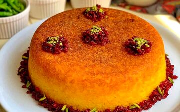 ته چین مرغ خانگی، یک غذای خوشمزه و اصیل ایرانی! + طرز تهیه