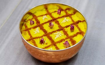 طرز تهیه شله زرد – دسر سنتی ایرانی با طعمی دلنشین