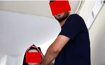 گروگان گیری تاجر فرش توسط خواننده زیرزمینی و دوست دخترش 