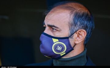  نویدکیا سرمربی سپاهان باقی ماند 