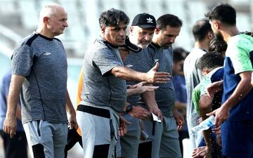 خط قرمز آقای سرمربی: هیچ‌کس بزرگ‌تر از استقلال نیست